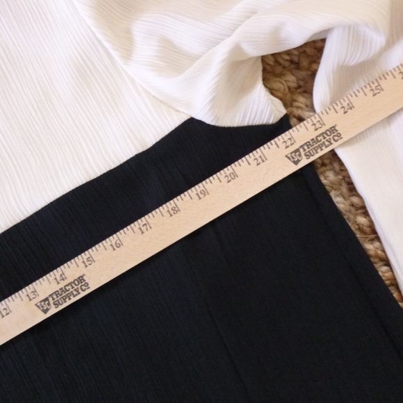 80s Around Town Dress Womens 14 Classic Modest Quiet Luxury Black Cream Midi - Picture 12 of 12